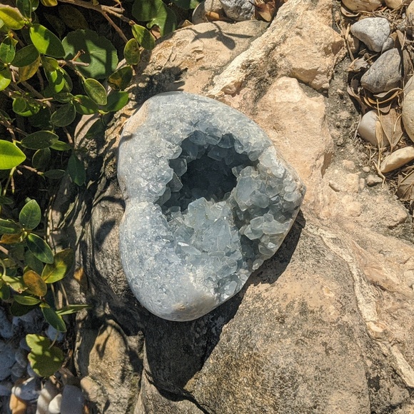 Celestite Heart 💙 crystal druzy natural stone 6.5lbs - Picture 3 of 5